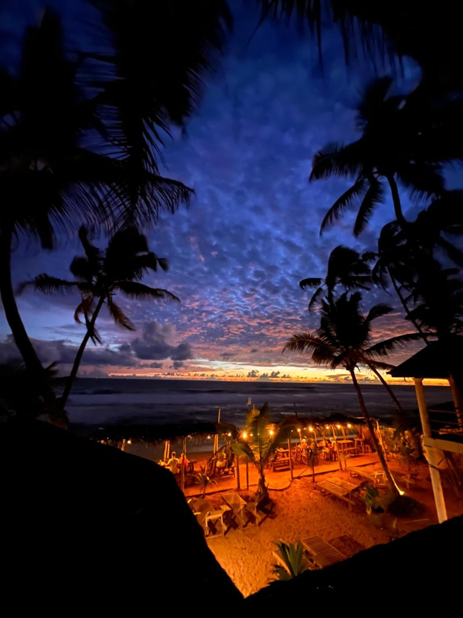 Amaroo Hikkaduwa Hotel Bagian luar foto