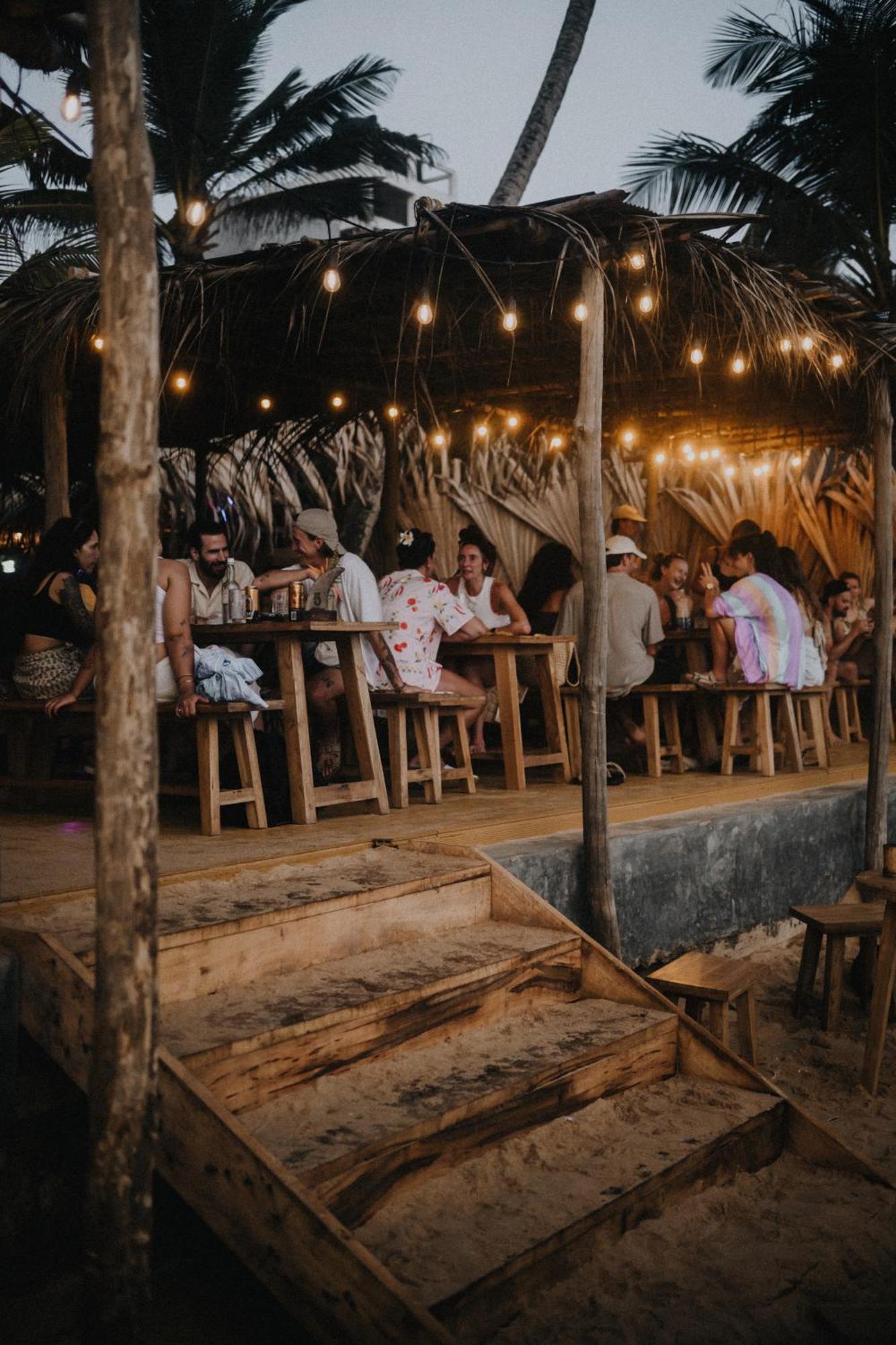 Amaroo Hikkaduwa Hotel Bagian luar foto